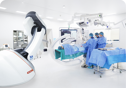 Cánh tay Robot hỗ trợ chụp mạch, can thiệp, nút mạch Artis Pheno
